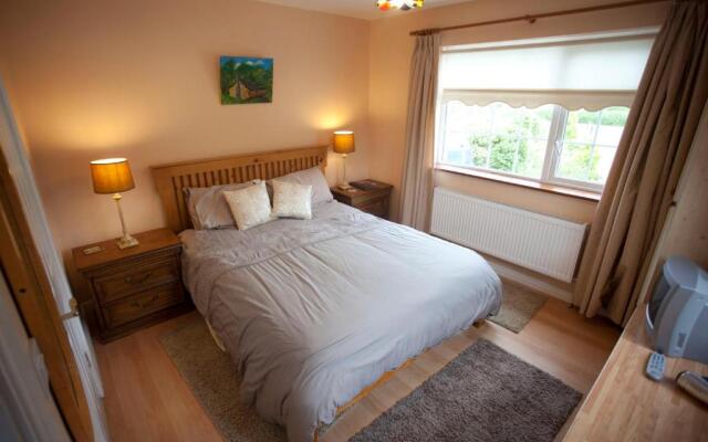 Strand's-End House B&B
