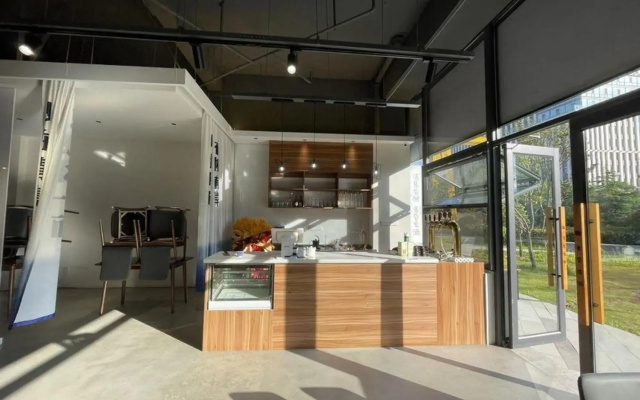 Qingdao Sihai Jiuzhou Hotel (Wuyue Plaza pengpaidao store)