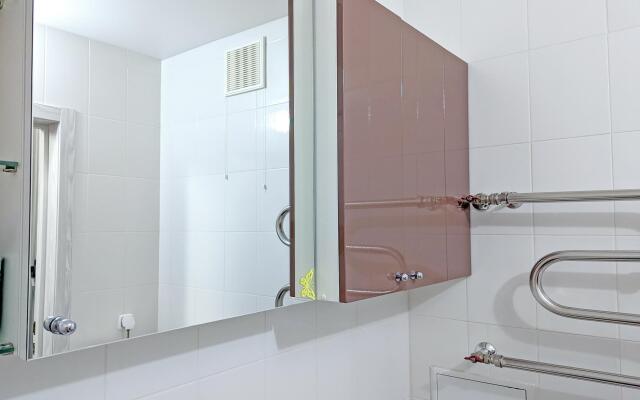 Хорошего дня на улице Александра Козицына 12