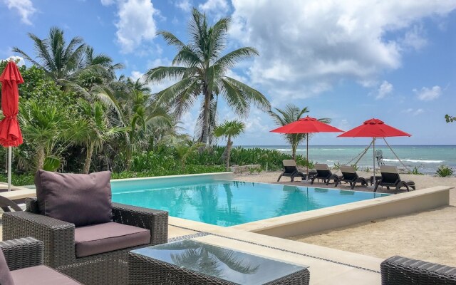 Luxury House Steps Away from Akumal Beach by Olahola