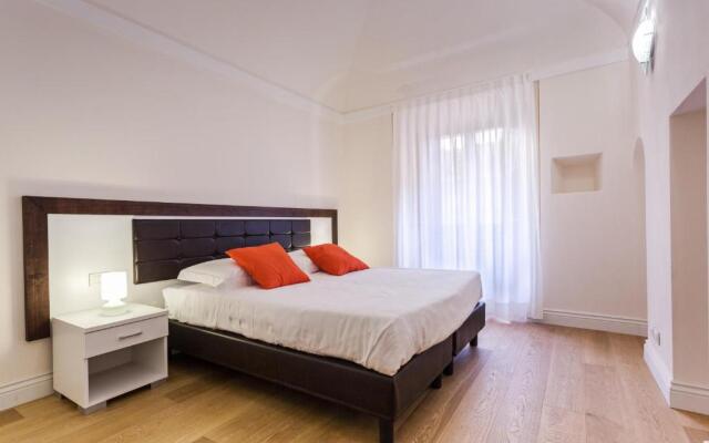 San Lorenzo Apartments