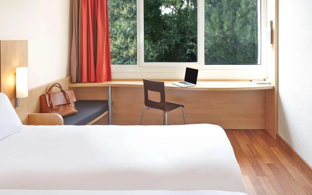 ibis Cavaillon Portes du Luberon