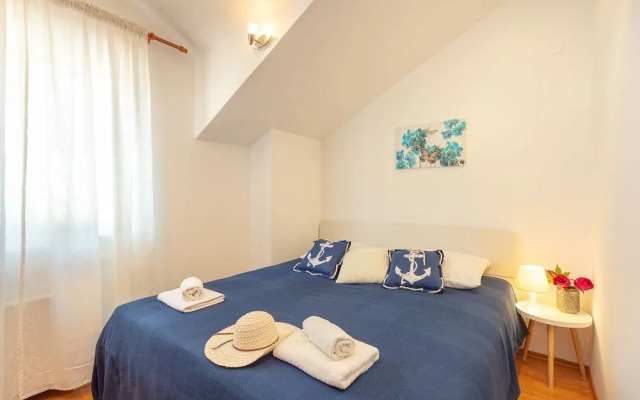Apartments Mondo