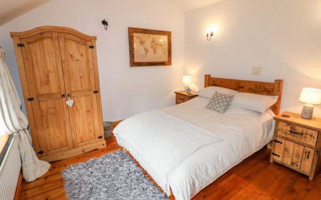 Hallbrook Cottage