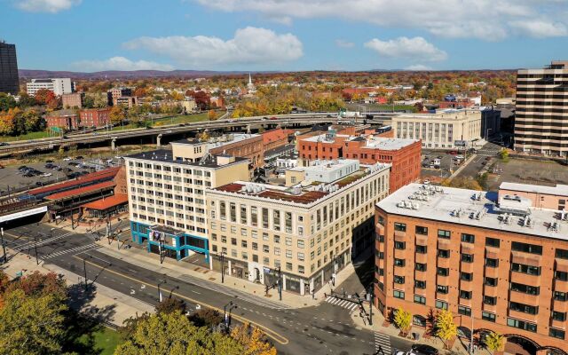 The Capitol Hotel