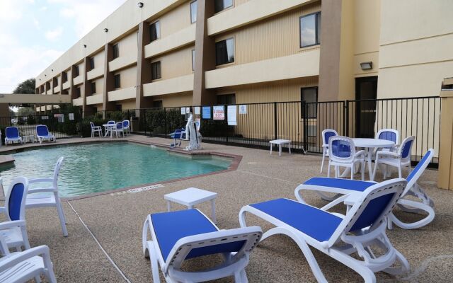 Ramada Limited Plano