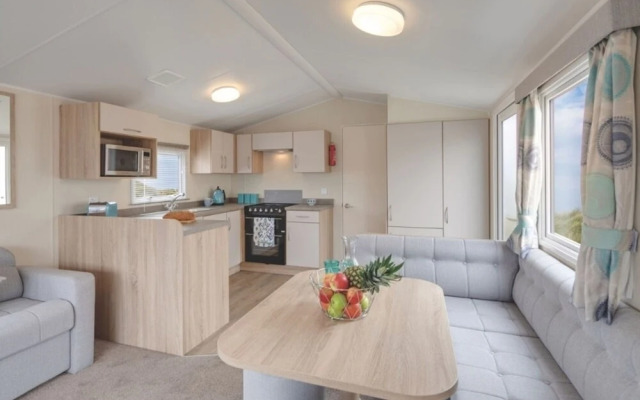 Stunning 6 Birth Caravan in Skegness, Herons Mead