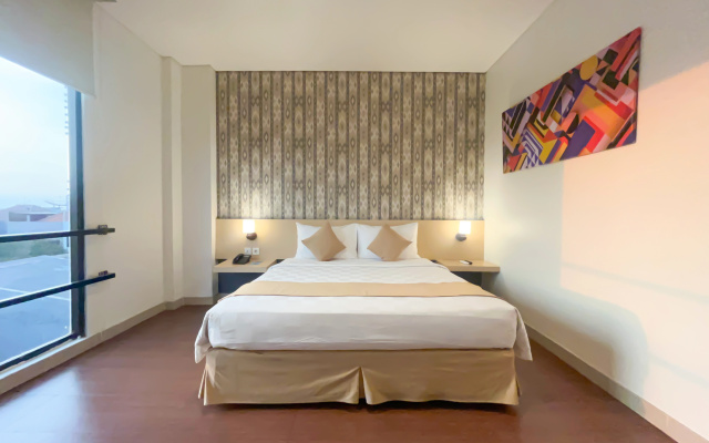 Hotel 88 Embong Malang Tunjungan By WH