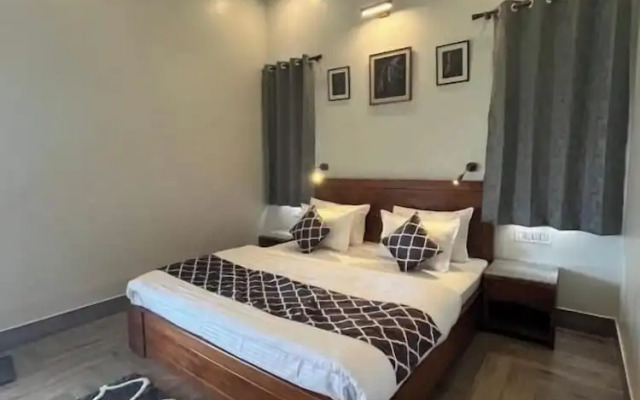 Vanhills-Luxury Home Stay in Jim Corbett