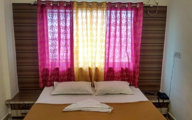 Hotel Silver Palm