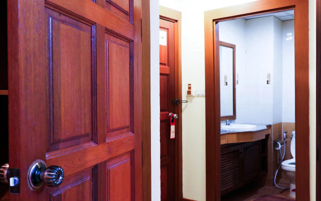 Chumphon Gardens Hotel