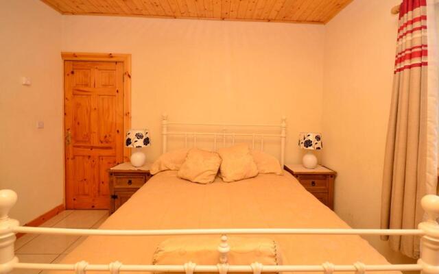 Cottage 216 - Roundstone
