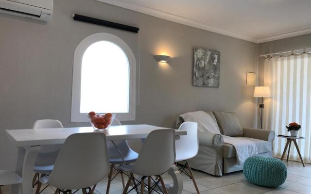 Apartament Neàpolis 2
