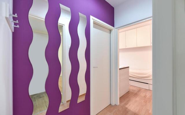Apartment Purple Summer City