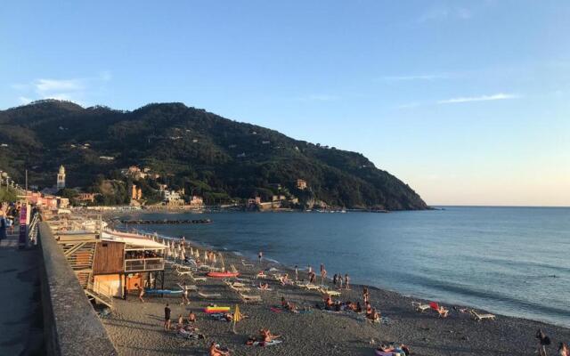 HOST IN LEVANTO - Scirocco con biciclette