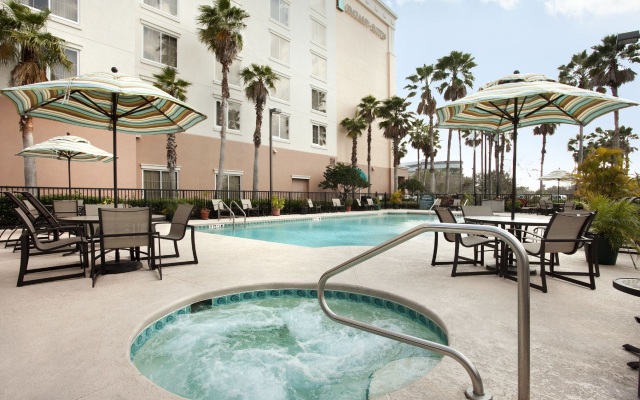 Embassy Suites by Hilton Orlando Airport