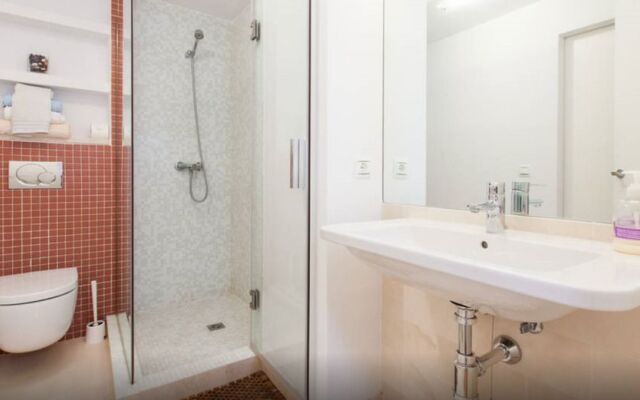 Holi-Rent Duplex Descalzos D