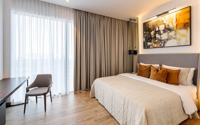 Luxury 2BR Marina Gate 3