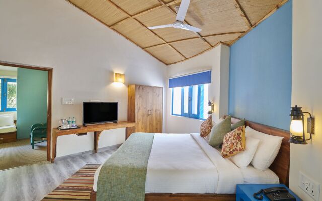 Aacorn Hideaway Resort & Spa