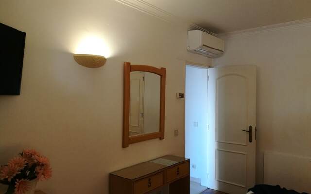 1 Br Apartment Sleeps 4 Ava 1155