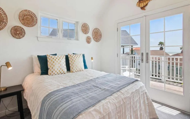 Beach Rays by Ryson Vacation Rentals