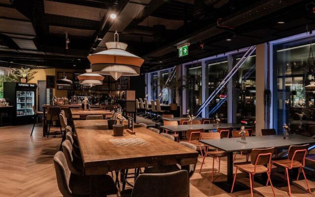 Capsule Hotel - Zurich Airport