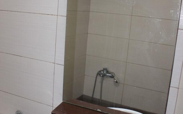 Renovated Studio Olympiados