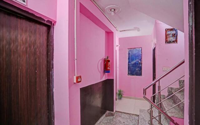 OYO Flagship 70331 Hotel Sharma Inn