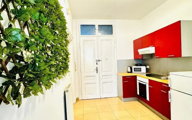 Comfortable 1BR Lounge Westbahnhof