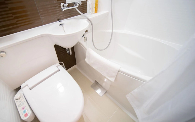 Super Hotel Umeda Higobashi