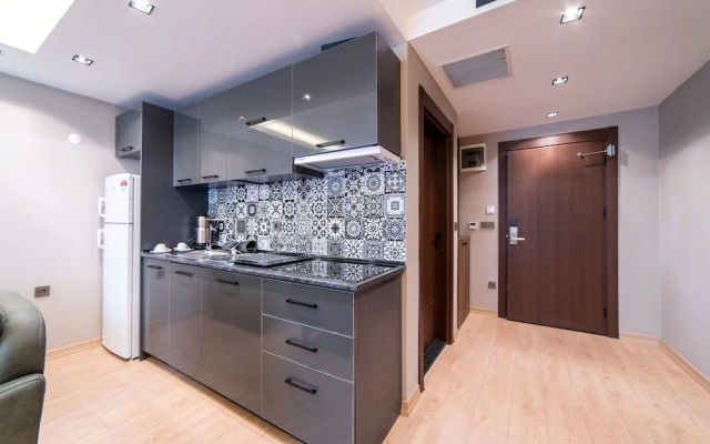 Garden Room Suit Hotel