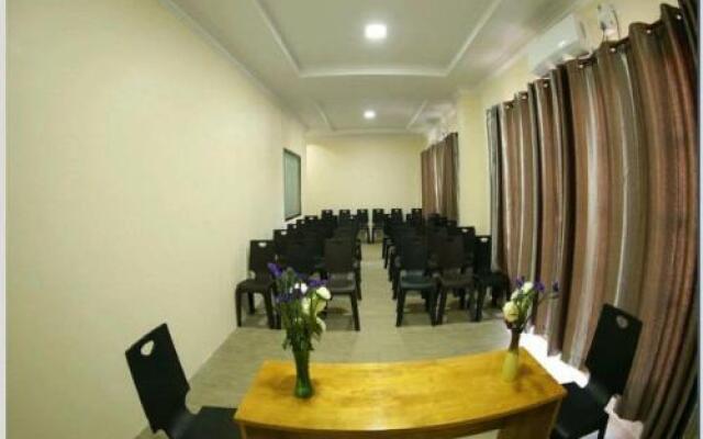 Noble Chaung Tha Hotel