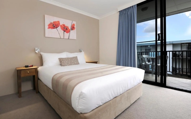 Lodestar Waterside Apartments – Guest Rooms – Perth