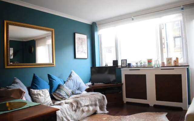 2 Bedroom Maisonette in Shoreditch