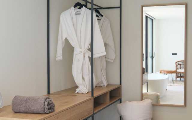 Floating Cube Villas Aegina