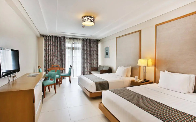 Crown Regency Resort and Convention Center