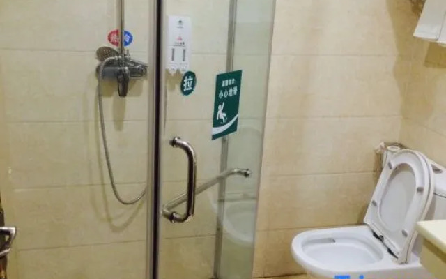 Lelonghe Hostel