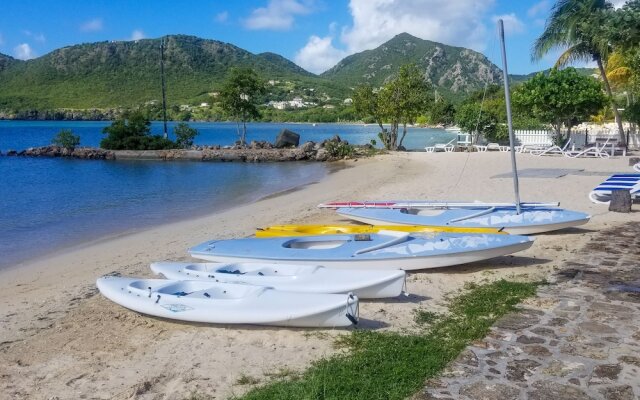 Catamaran Hotel Marina