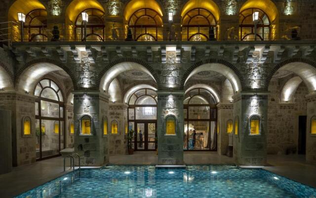 Elika Cave Suites Hotel &amp; SPA