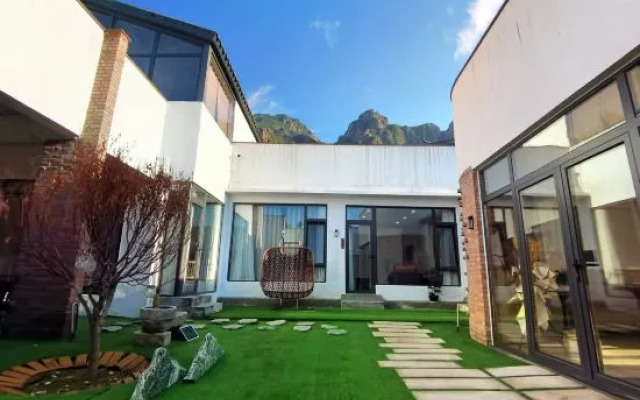 YeeMoo Guesthouse