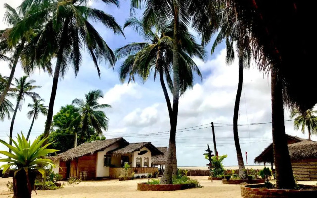 Five Trees Beach Resort Hotel
