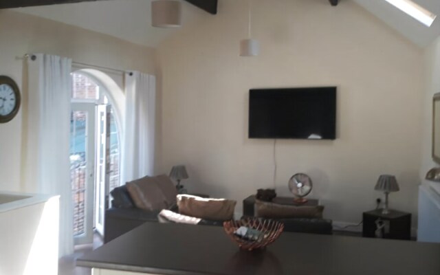 No 5 The Mews