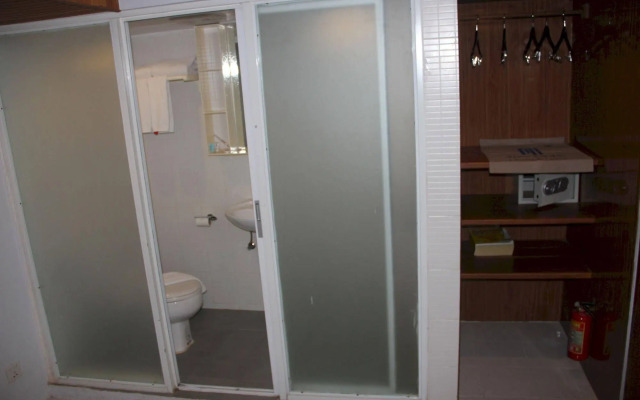 New Yangon Hotel