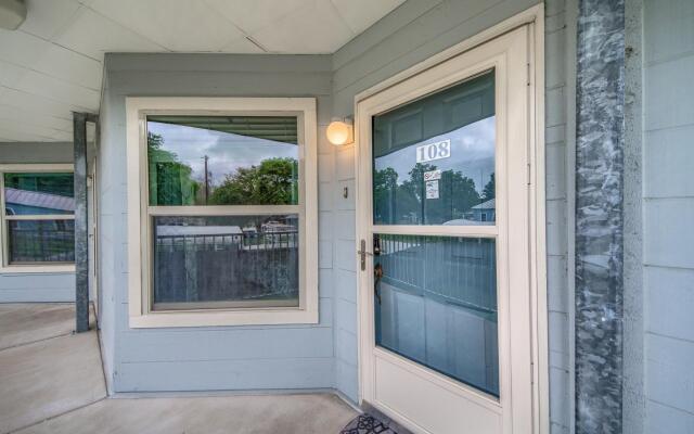 Grandmas River Haus RRC A108