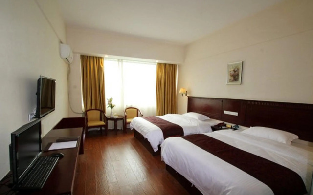 GreenTree Inn Guilin Lingui JinShan Square JinShui Road Express Hotel