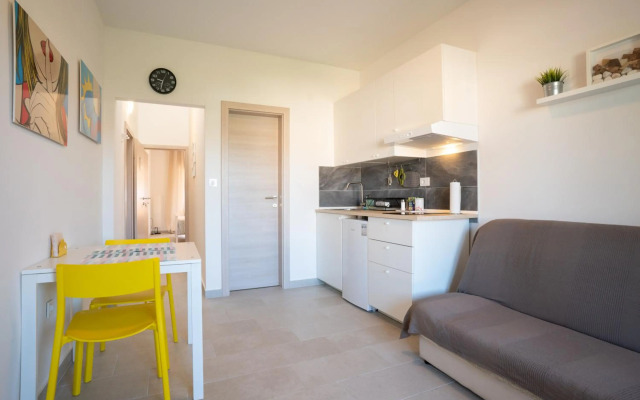 Sunny & Charming Apartment with 2 free bikes