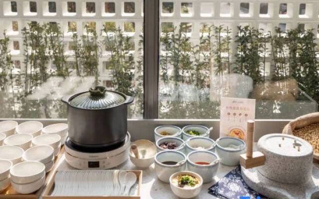 Home Inns Shanghai Liuzhou Road Everbright Exhibition Center Branch