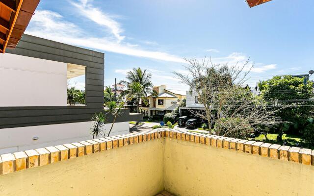 Casa sofisticada para famílias em Jurerê RCU105