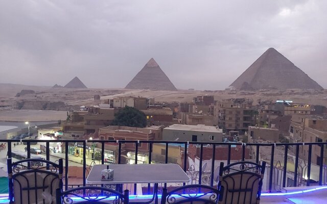 Golden Pyramids View Inn