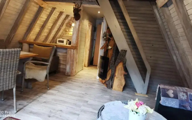 Osada pod Beskidem- chatki całoroczne